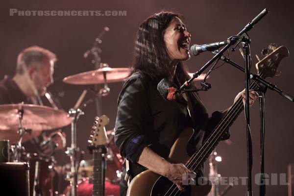 THE BREEDERS - 2018-11-21 - PARIS - Le Trianon - Kim Deal - Jim MacPherson